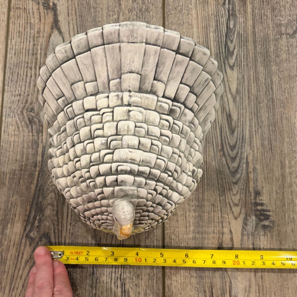 Vintage Style Thanksgiving Turkey Covered Dish - Picture 7 of 9